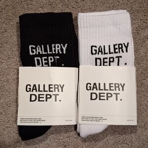 2 Gallery Dept Black and White Socks Mens Large 9-13